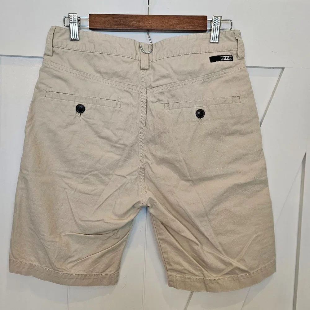 Billabong side front